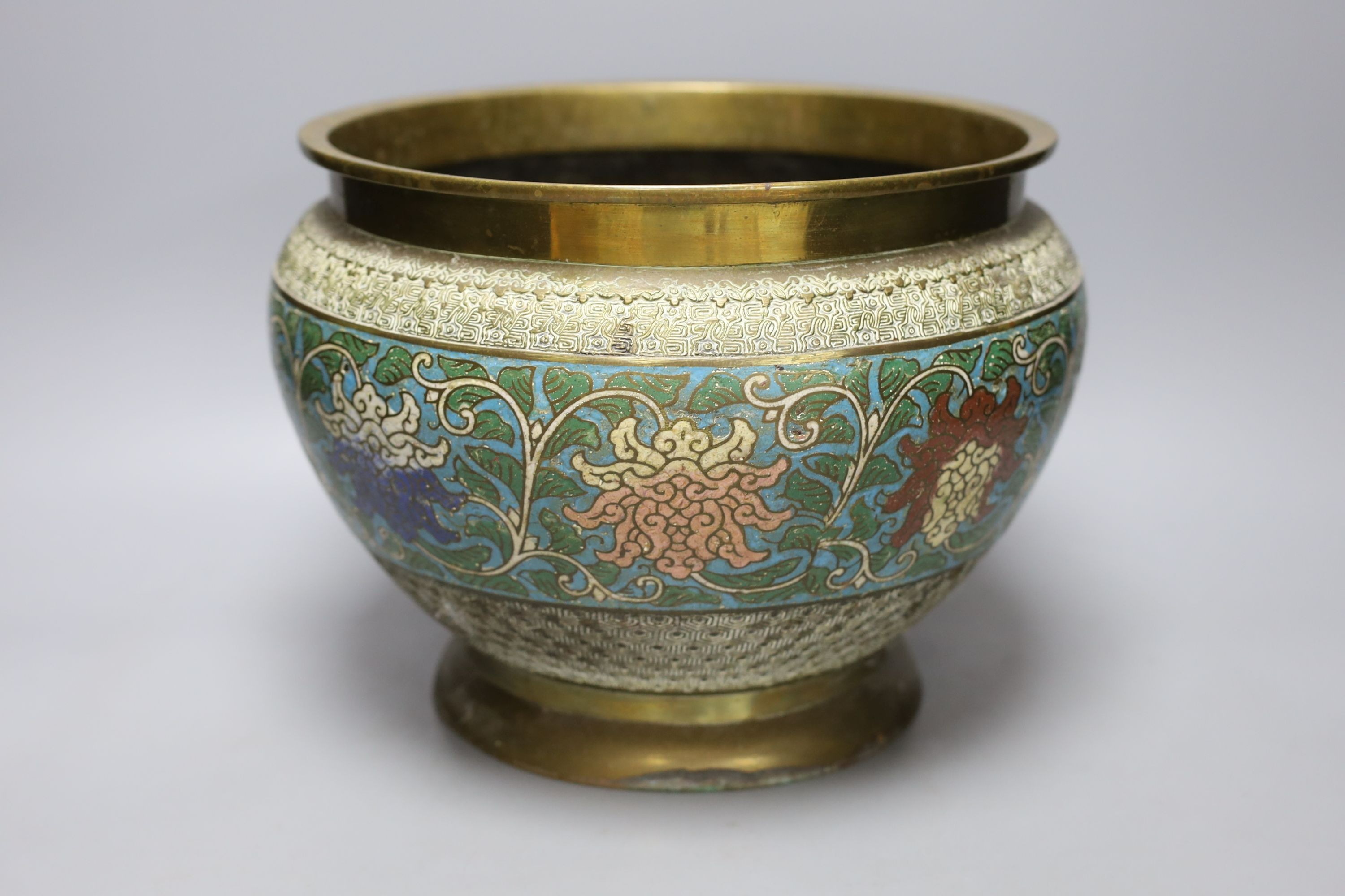 A Japanese champleve enamel and bronze jardiniere, 22cm